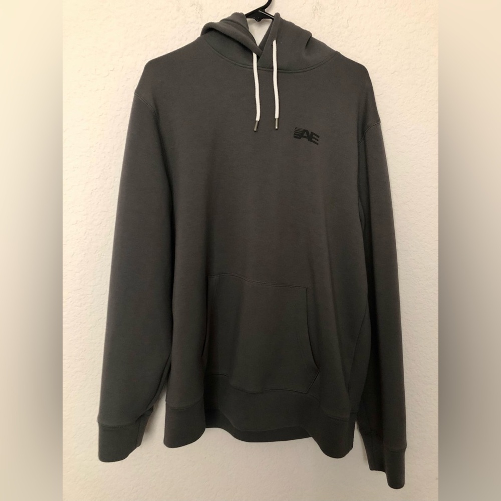 American Eagle Outfitters Men’s Hooded Pullover Sweatshirt